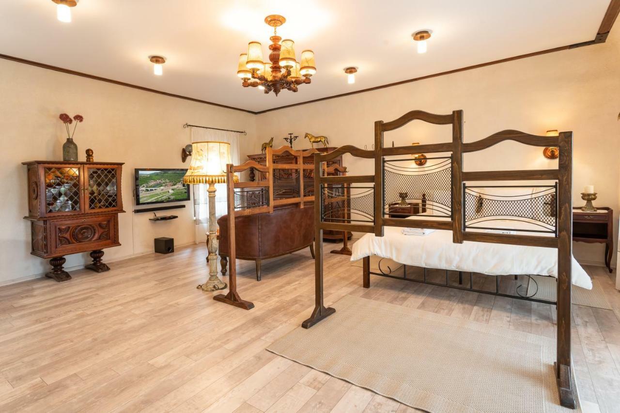 Historic Apartment In The Heart Of The City Weliko Tarnowo Exterior foto